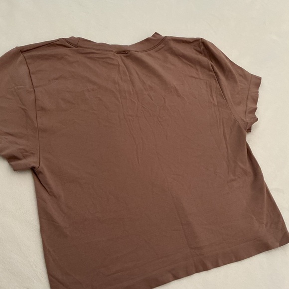 Sunday Best Short Sleeve Cropped Tee in Taupe - Picture 4 of 6